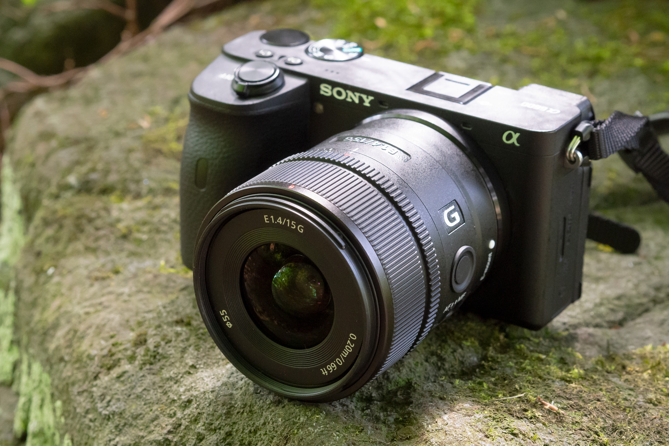 Sony E 15mm F1.4 G lens, without hood and Sony A6600