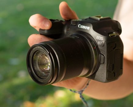 Canon EOS R7 Best Canon mirrorless