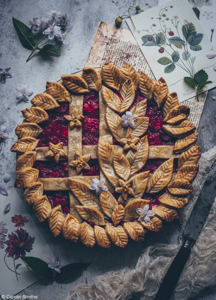Strawberry and Rhubarb Pie - Carolin Strothe - Food Photographer of the Year 2022