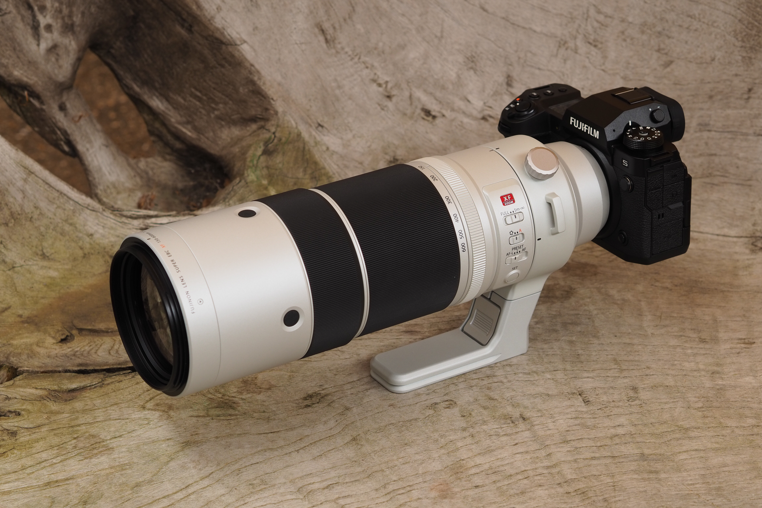 Fujifilm Fujinon XF 150-600mm F5.6-8 R LM OIS WR lens