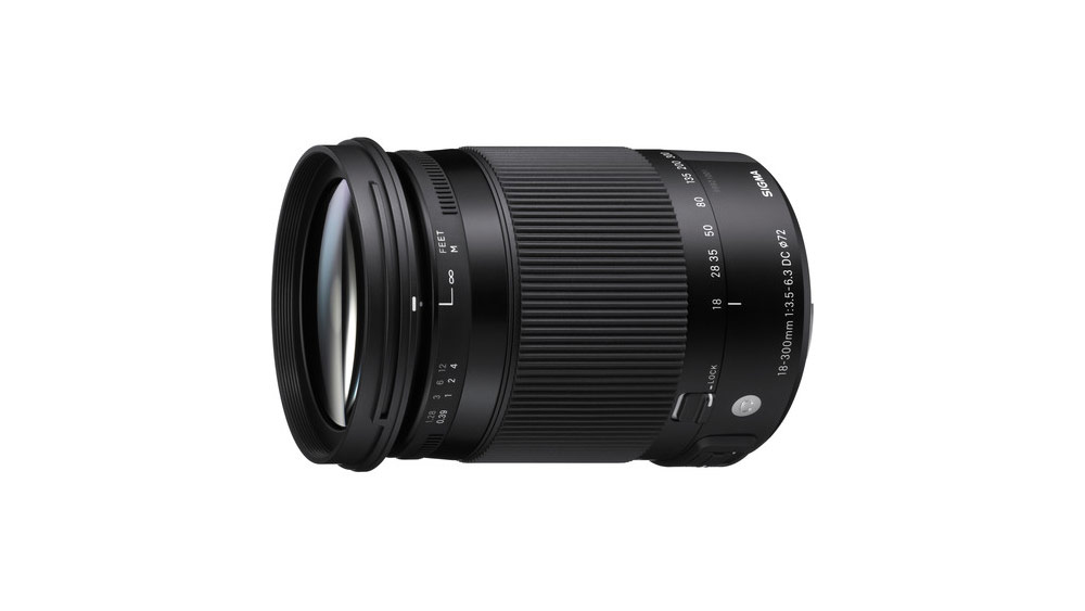 Sigma 18-300mm F3.5-6.3 DC Macro OS HSM lens