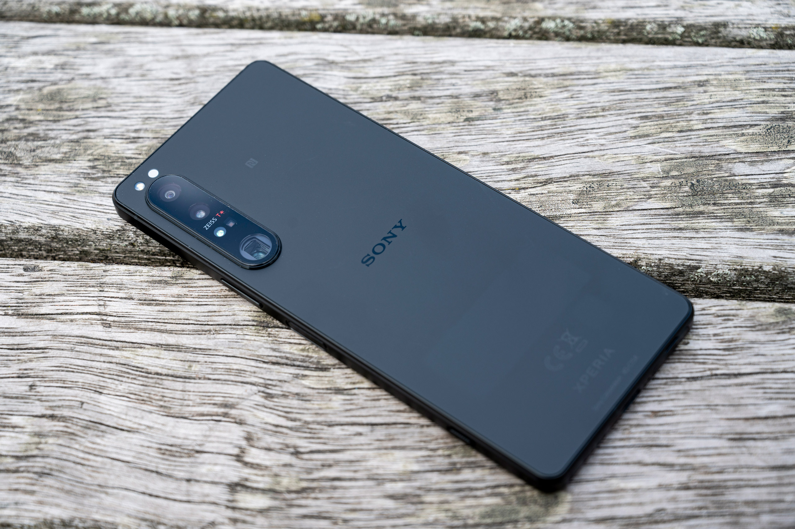 Sony Xperia 1 IV rear, with cameras, AD