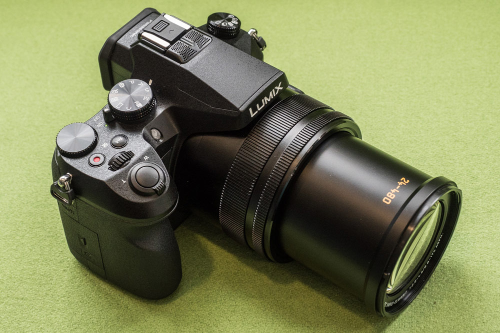Best ultra-zoom cameras - Panasonic Lumix DMC FZ2000