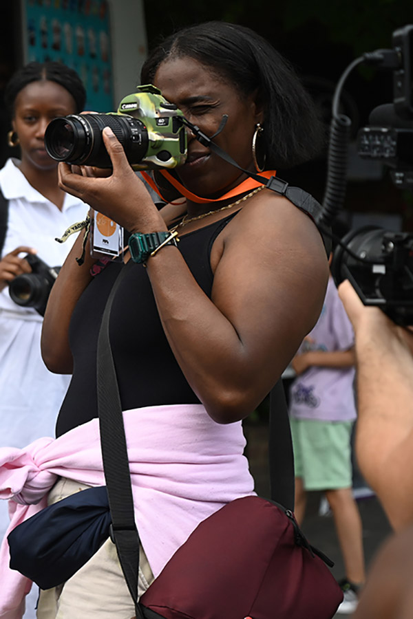 Chantelle photographing at notting hill carnival