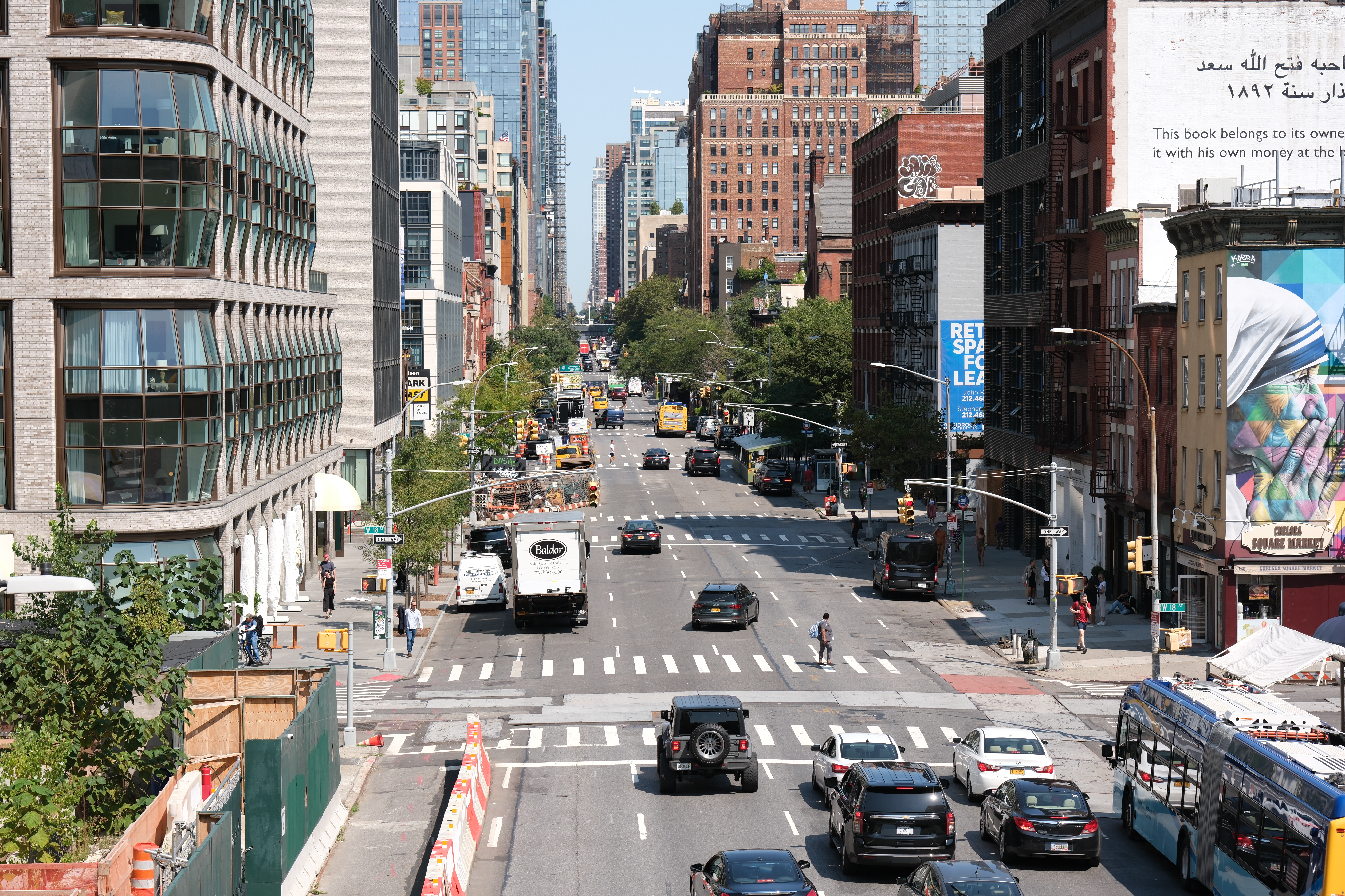 New York street, taken with X-H2, 1/640s, f/4.5, ISO125, 56mm, Joshua Waller