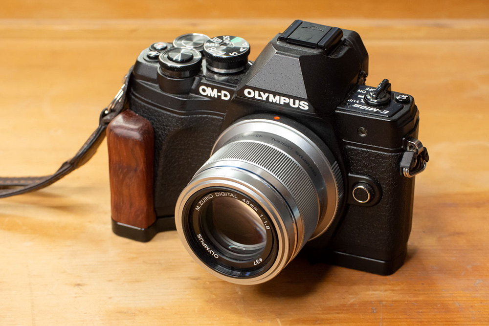 My favourite Olympus lens is now under £200!