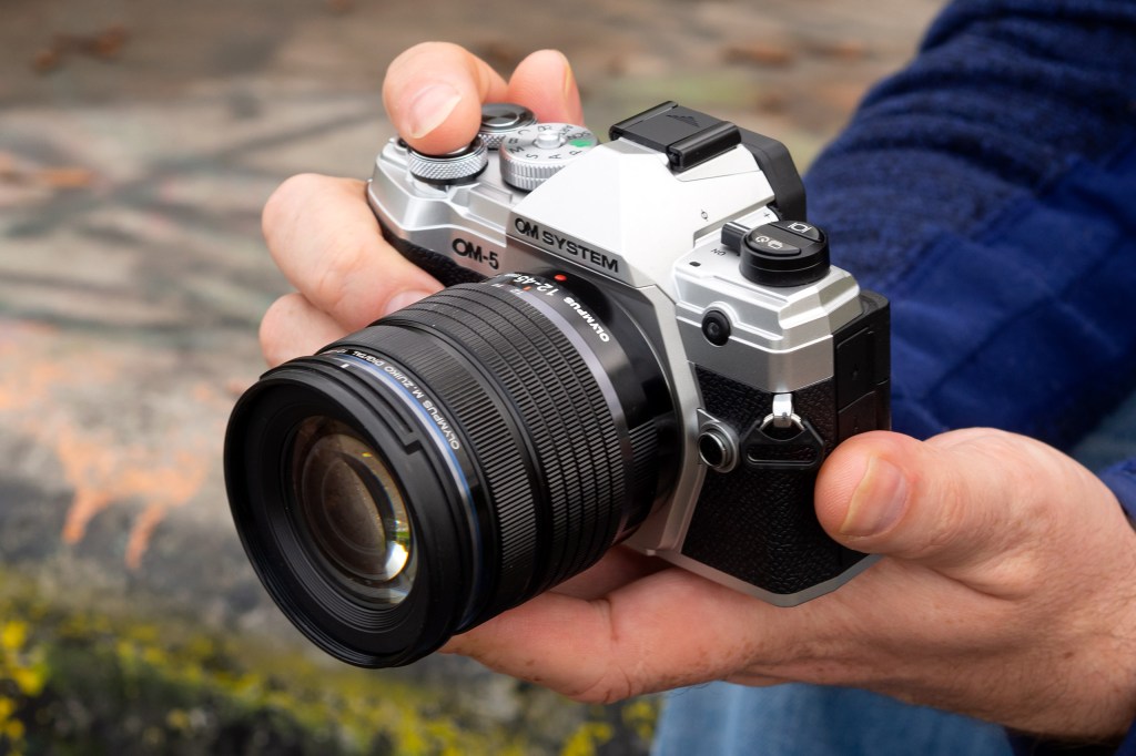 OM System OM-5 with 12-45mm F4 PRO lens, Photo: Jeremy Waller