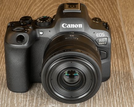 Canon EOS R6 Mark II