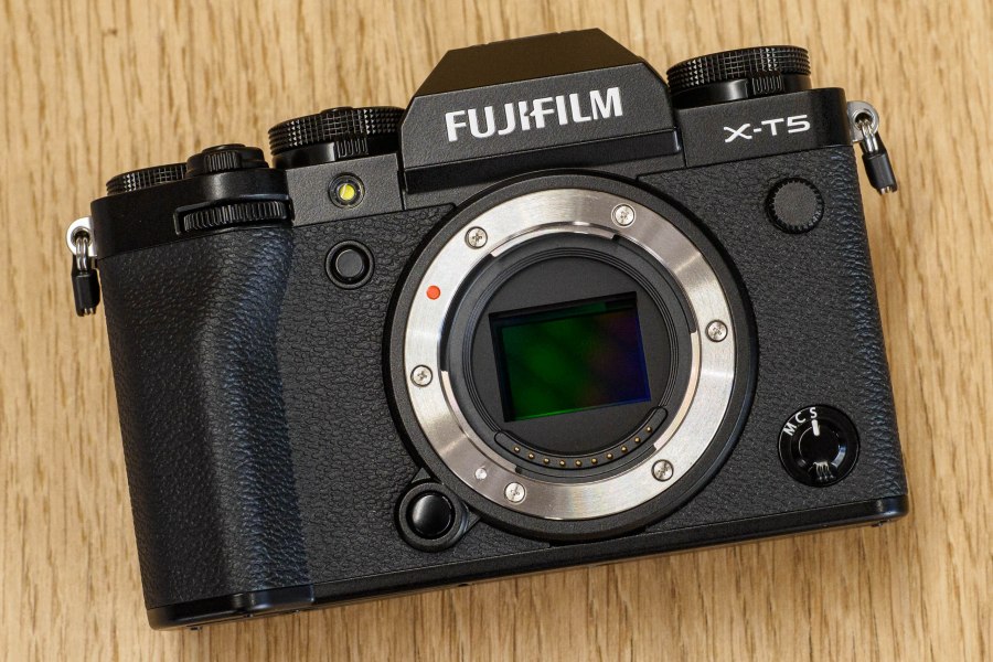  Fujifilm X-T5 Mirrorless Digital Camera Body - Black :  Electrónica