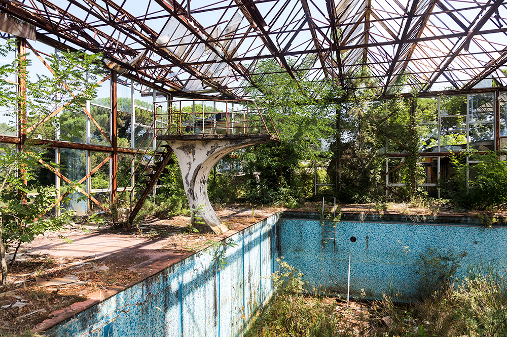 Naturalia: Chronicle of Contemporary Ruins III by Jonathan “Jonk” Jimenez, 2021. Environmental Photographer of the Year 2022 Recovering Nature category winner