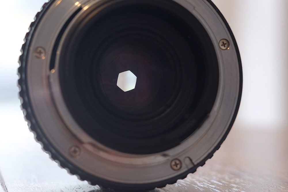 Vintage lens inspection