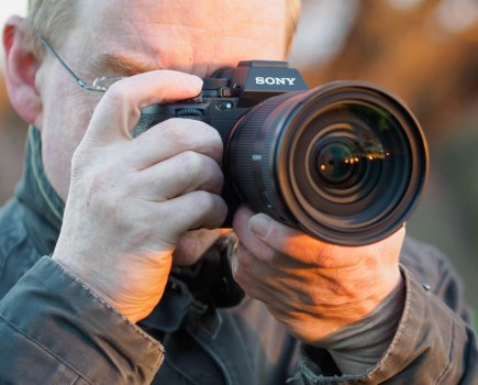 Best professional Sony camera, the Sony Alpha A7R V or Mark V