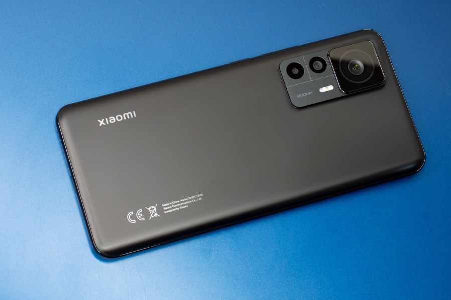 This is Xiaomi 12S Ultra, our top imaging flagship smartphone. : r