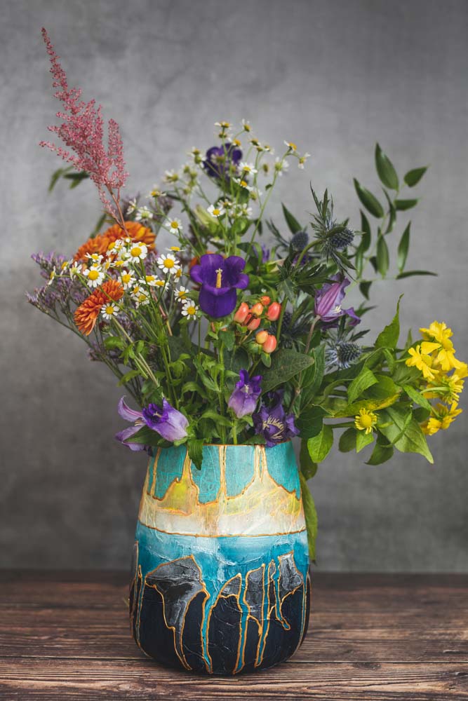 Still life bouquet of flowers Choice of Background matters ©Claire Gillo