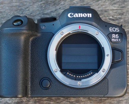 Canon EOS R6 Mark II shutter closed