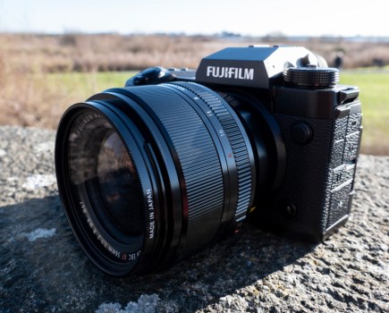Fujifilm Fujinon 56mm F1.2 R WR