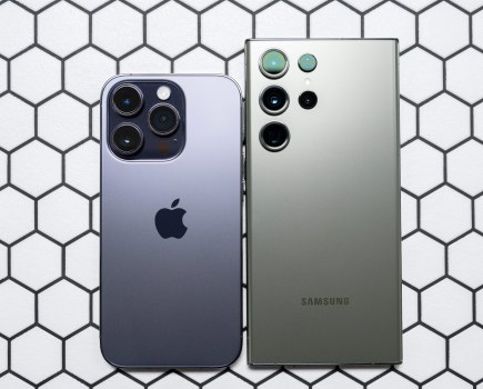 iPhone 14 Pro vs Samsung S23 Ultra battery life and capacity