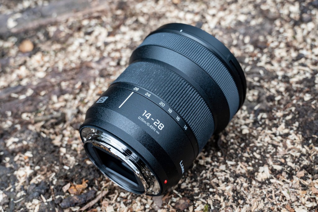 Panasonic Lumix S 14-28mm MACRO lens for L-Mount
