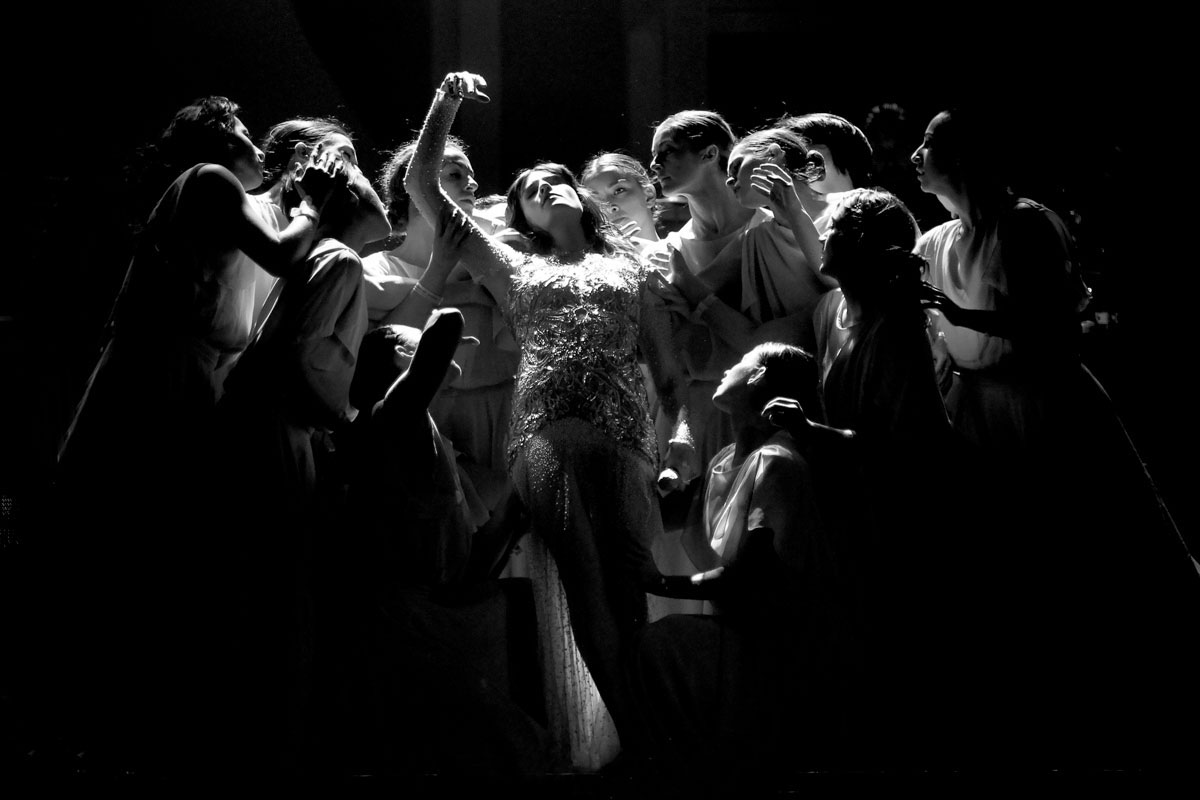 Florence and the Machine performs at The Brit Awards 2012