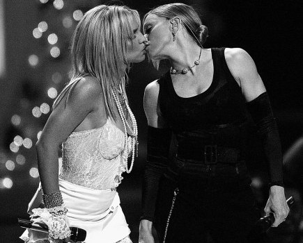 The famous Madonna and Britney Spears kiss (Credit: Dave Hogan / Getty Images)