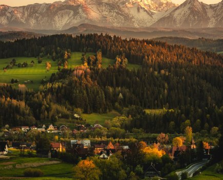 landscape photograph shot in portrait mode of the Tatra mountrains, Paulina Stopka vertical landscapes