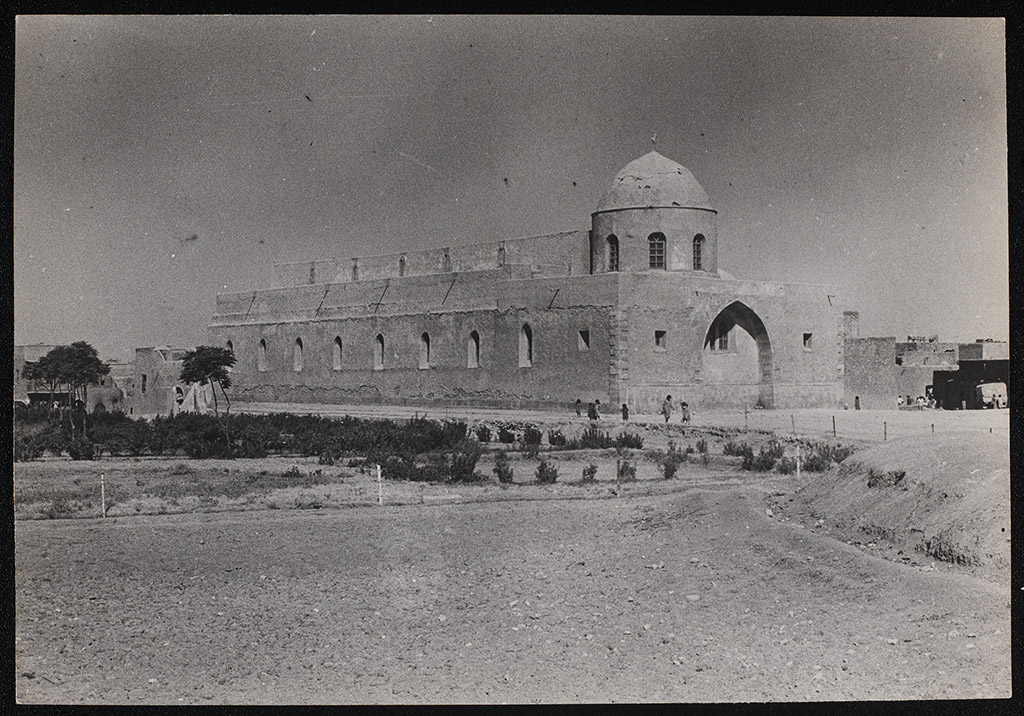 The large Chaldean church in the village of Tel Kaif, in North Iraq12 August 1944 The Anthony Kersting Archive, Conway Library, Courtauld Institute of Art. Released under a CC BY-NC 4.0 licence