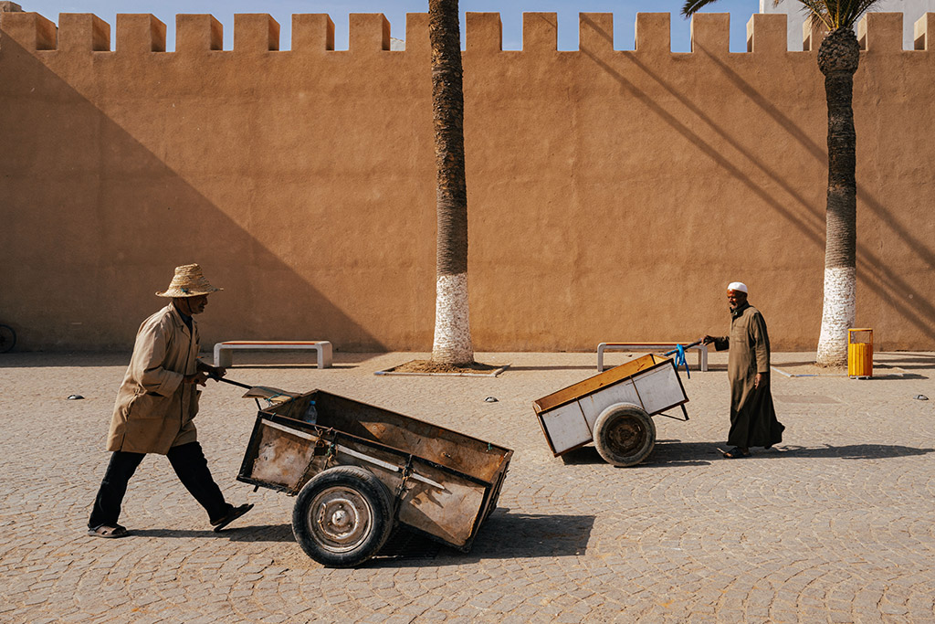 arriving in Essaouira to a plethora of luggage carts through the pedestrian streets