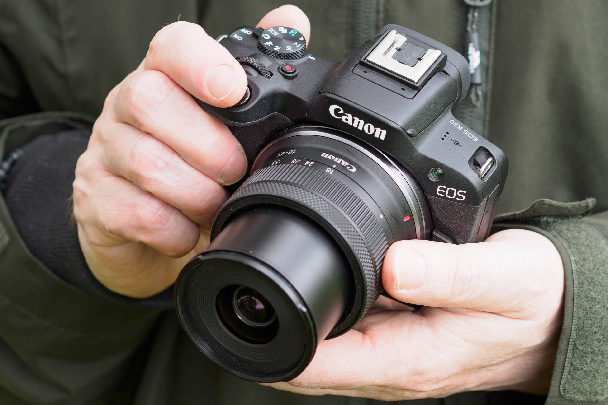 We Review the Tiny Canon EOS R50 Mirrorless Camera