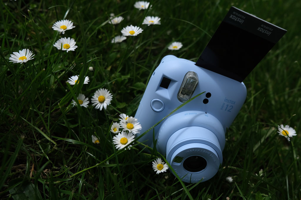 FUJIFILM Instax Mini 12 Pastel Blue / Cámara instantánea