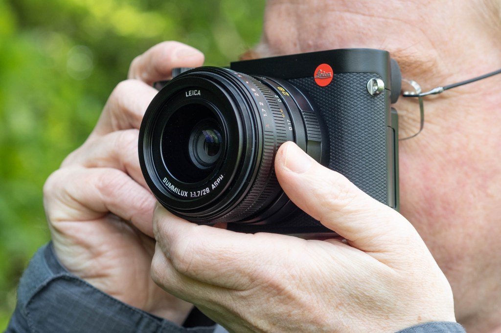 Leica Q3 in use