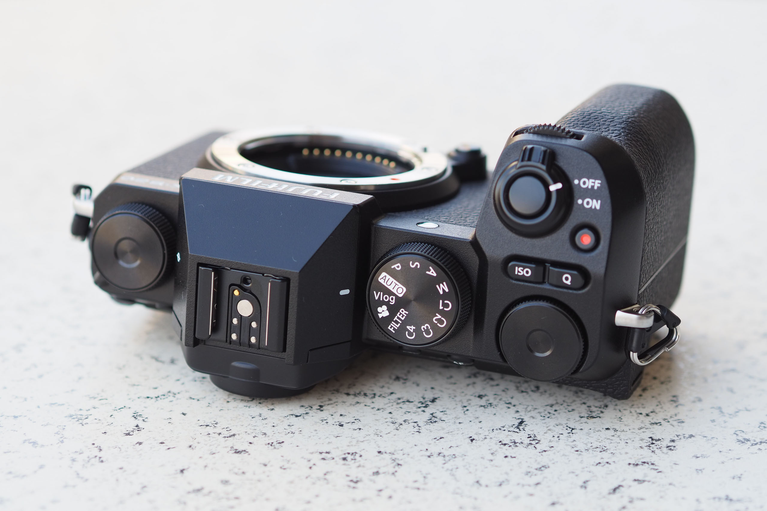Fujifilm X-S20 Mirrorless Camera Body : Electronics 