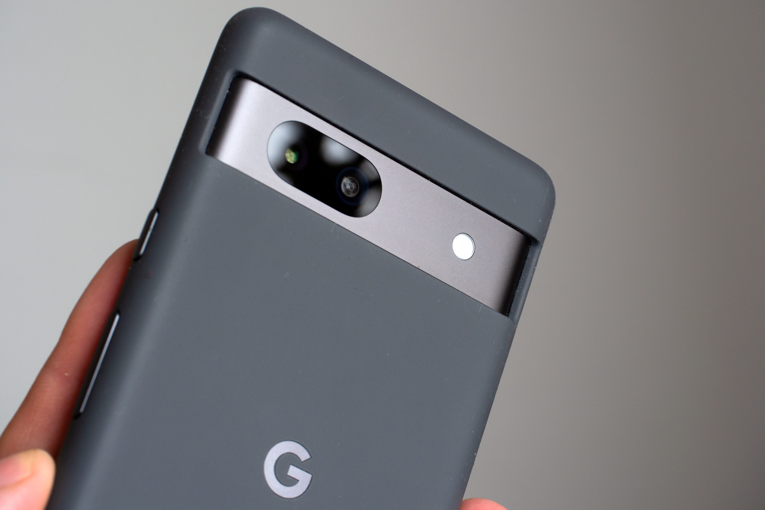 Review: Google Pixel 7a  Google Demonstrates How Things Should Be