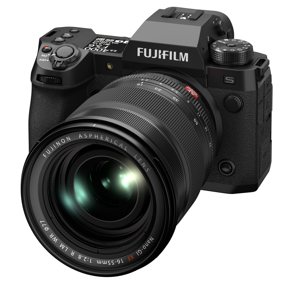 Is the Fujifilm X-T5 a Hybrid Shooter's Dream Come True?