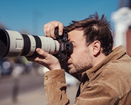 Callum McInerney-Riley shoots with Sony A7 IV