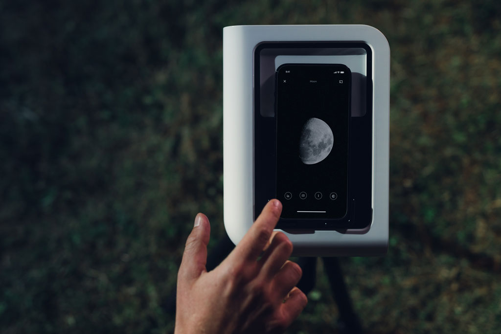 Vaonis Hestia turns your smartphone into a smart telescope