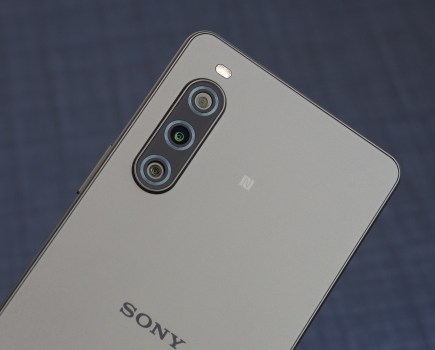 Sony Xperia 10 V. Photo Joshua Waller