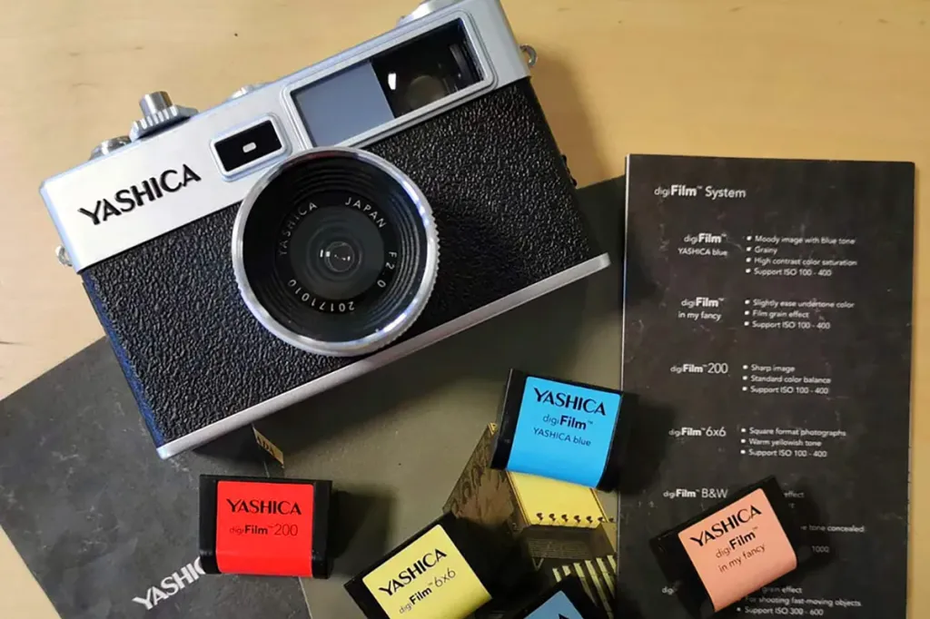 Yashica DigiFilm Camera Y35, with digifilm(s) - Photo: Joshua Waller