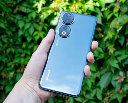 First impressions: HONOR 90 Lite 5G • Gadgets Magazine