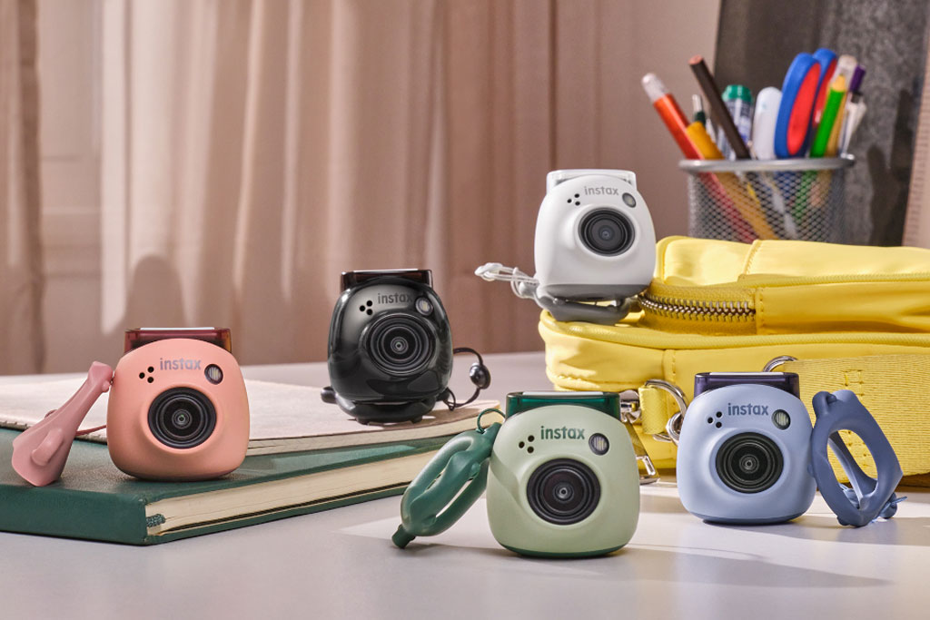 Fujifilm Instax Pal: first all-digital Instax camera