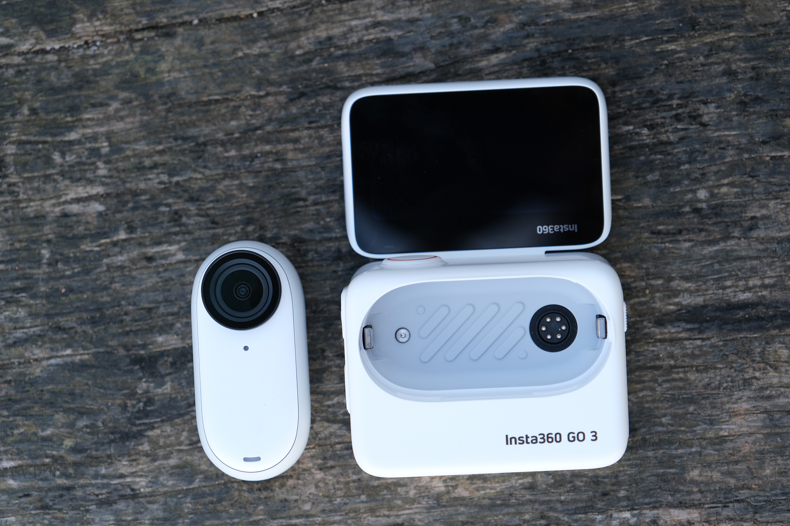 Insta360 GO 3 announced: a tiny action camera with a flip screen action pod  -  news