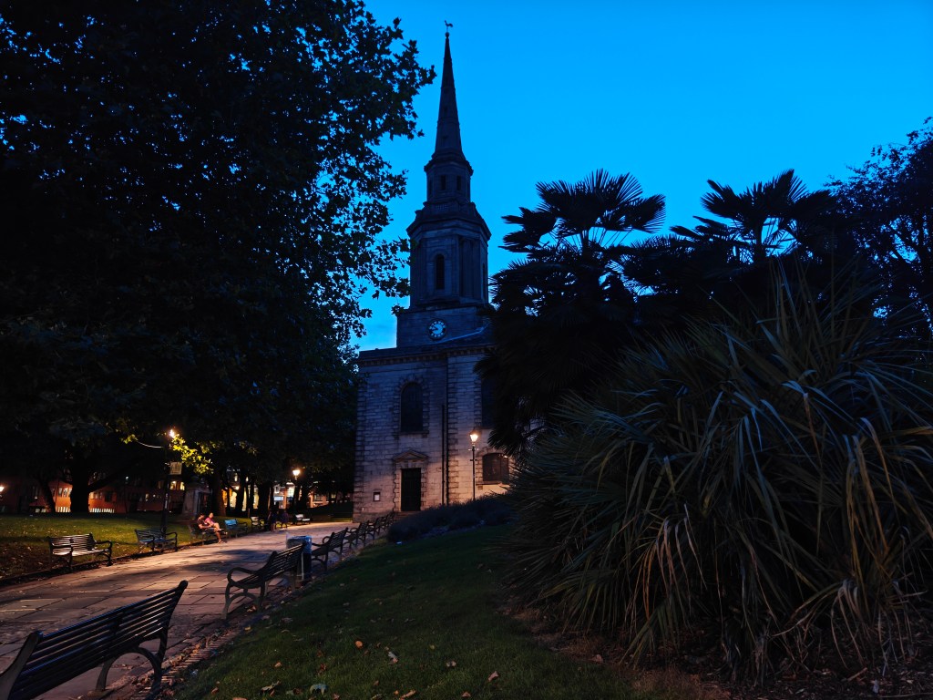 Night mode, photographed with the 1x (main) lens