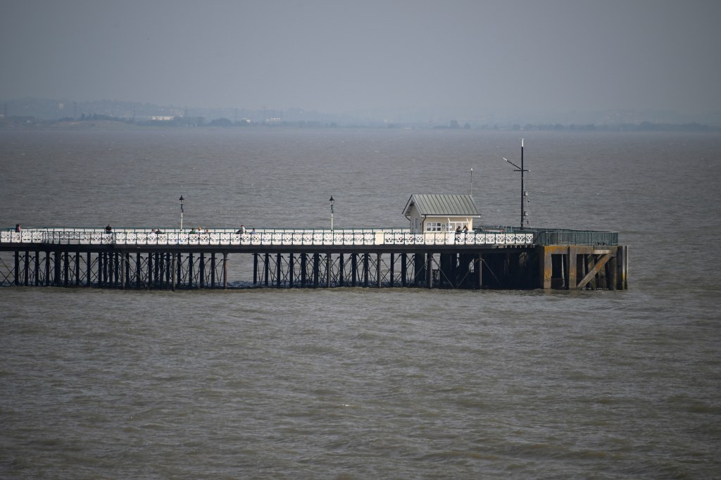 Tamron 70-300mm f4.5-6.3 Di III RXD lens for Nikon Z-mount Sample image, white pier at the sea, 