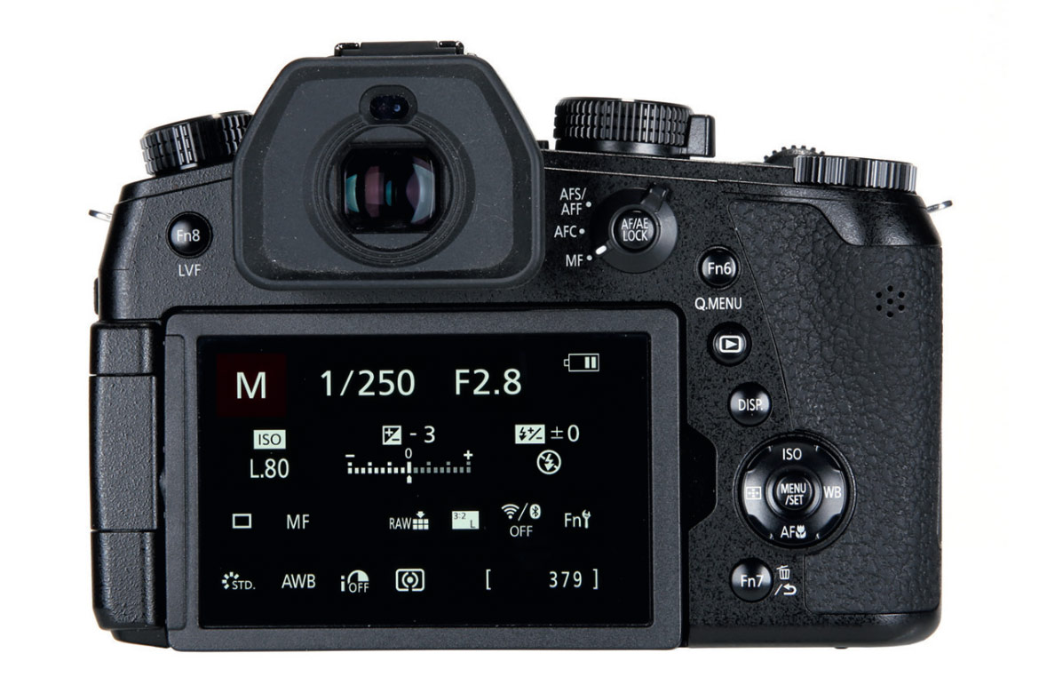 SmallRig 5219 Kit custodia in pelle per FUJIFILM X half, nero