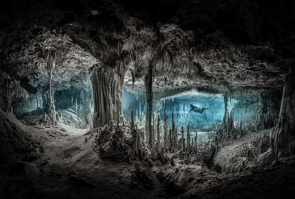 Flooded Cave photographed by Martin Broen, United States Yucatan Peninsula, Mexico 2022 International Landscape Photographer of the Year Award – Top 101 Images