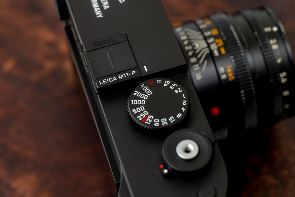 Leica M11-P hot-shoe engraving