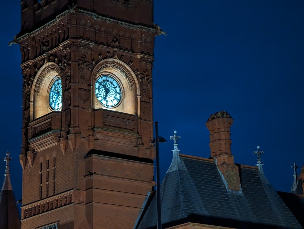Google Pixel 7 Pro Night Sight mode with 5x lens sample image illuminated clocktower at night