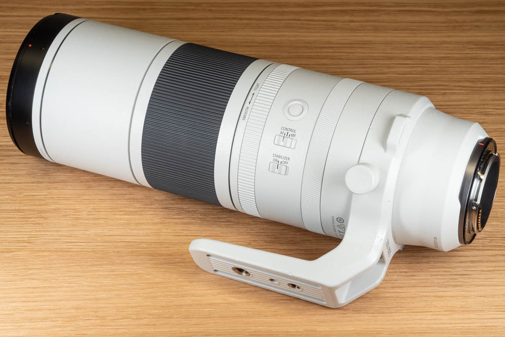 Canon RF 200-800mm F6.3-9 IS STM controls