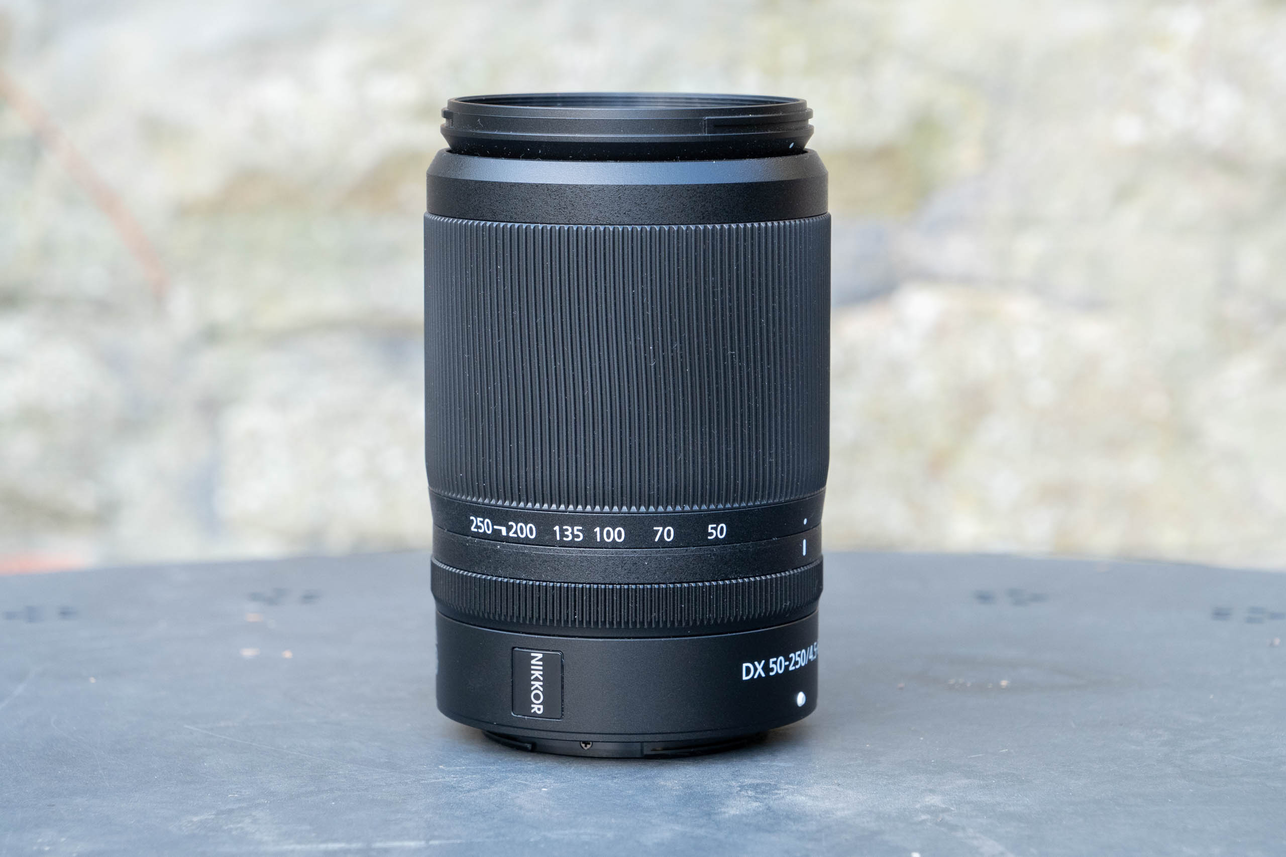 ニコン NIKKOR Z DX 50-250mm f/4.5-6.3 VR - カメラ