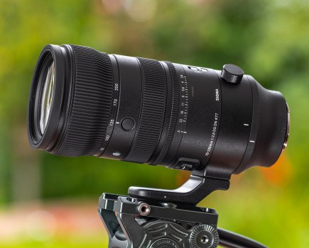 Sigma 70-200mm F2.8 DG DN OS lens