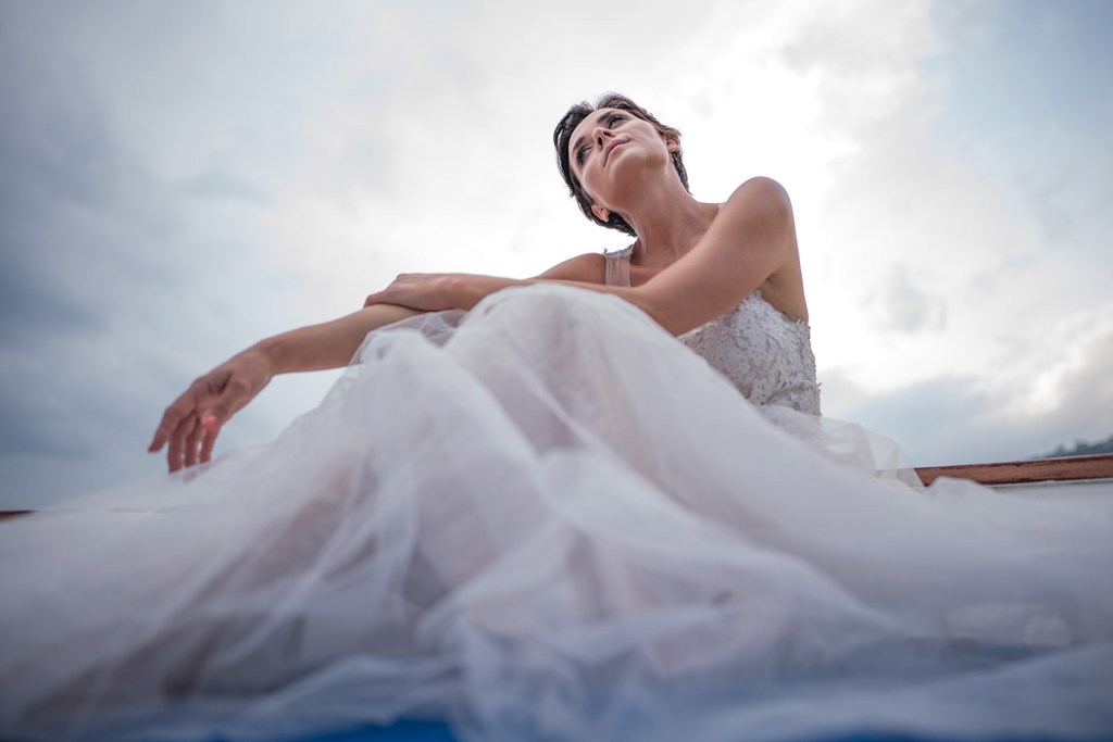 Excessive highlight recovery from raw has resulted in the blue sky turning grey. Sony Alpha 7R III, 24mm f/1.4, 1/400sec at f/1.4, IS0 100. Image credit: Andy Westlake